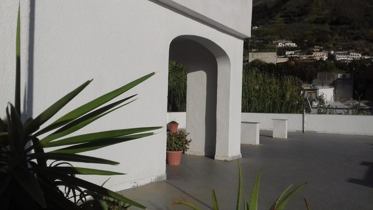 Villa Thomas Bb Conduzione Familiare Forio di Ischia エクステリア 写真