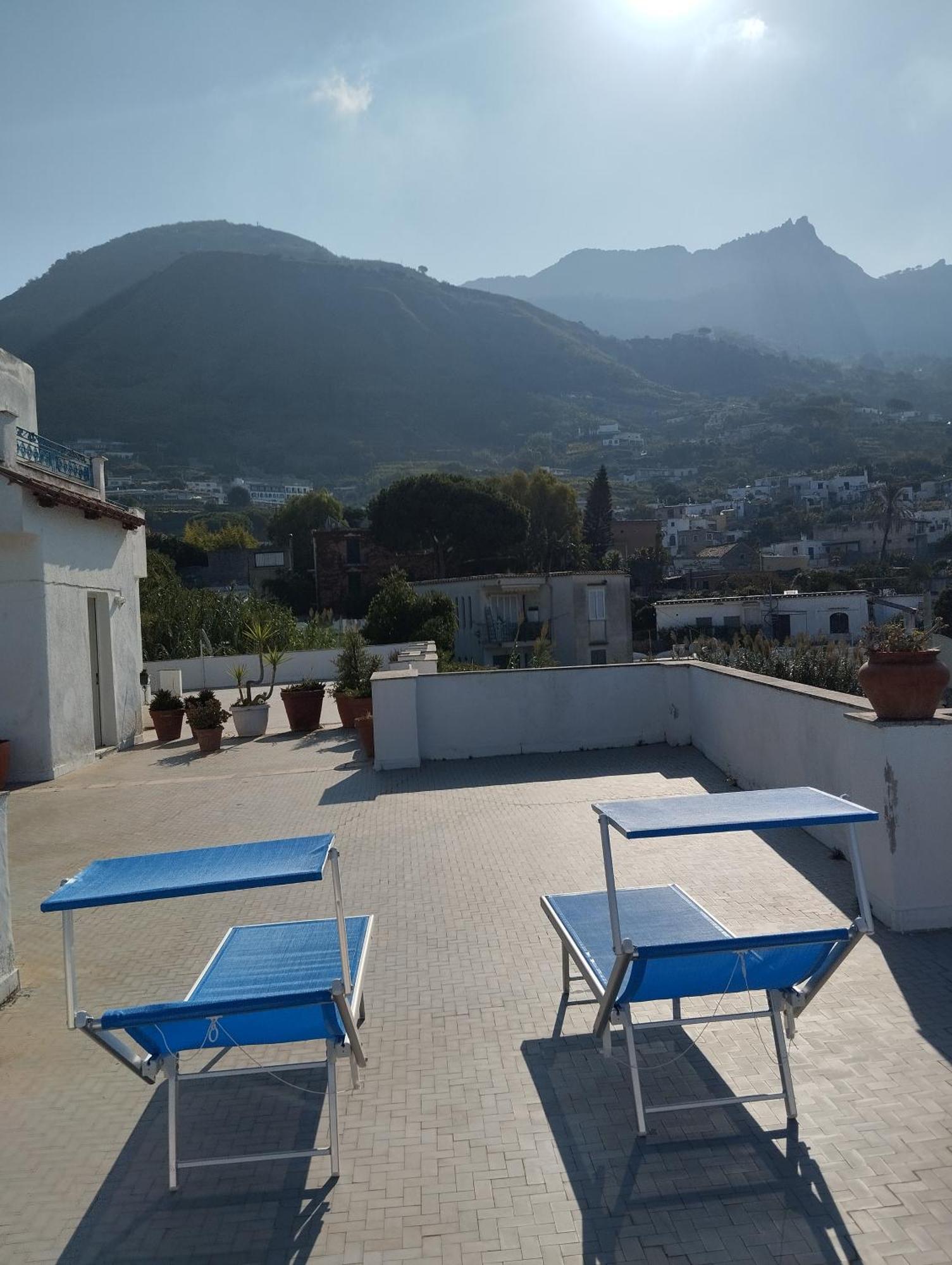 Villa Thomas Bb Conduzione Familiare Forio di Ischia エクステリア 写真