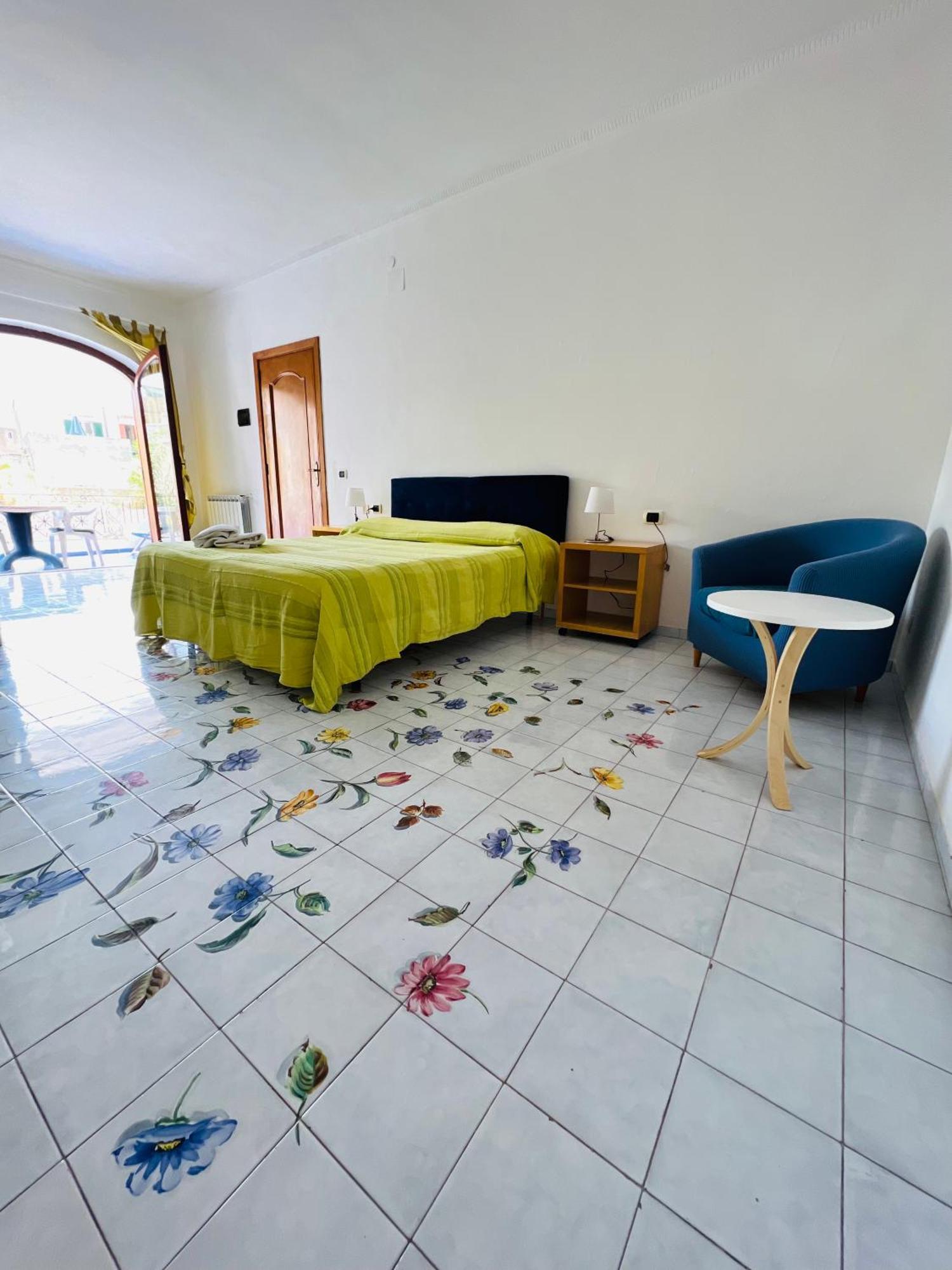 Villa Thomas Bb Conduzione Familiare Forio di Ischia 部屋 写真