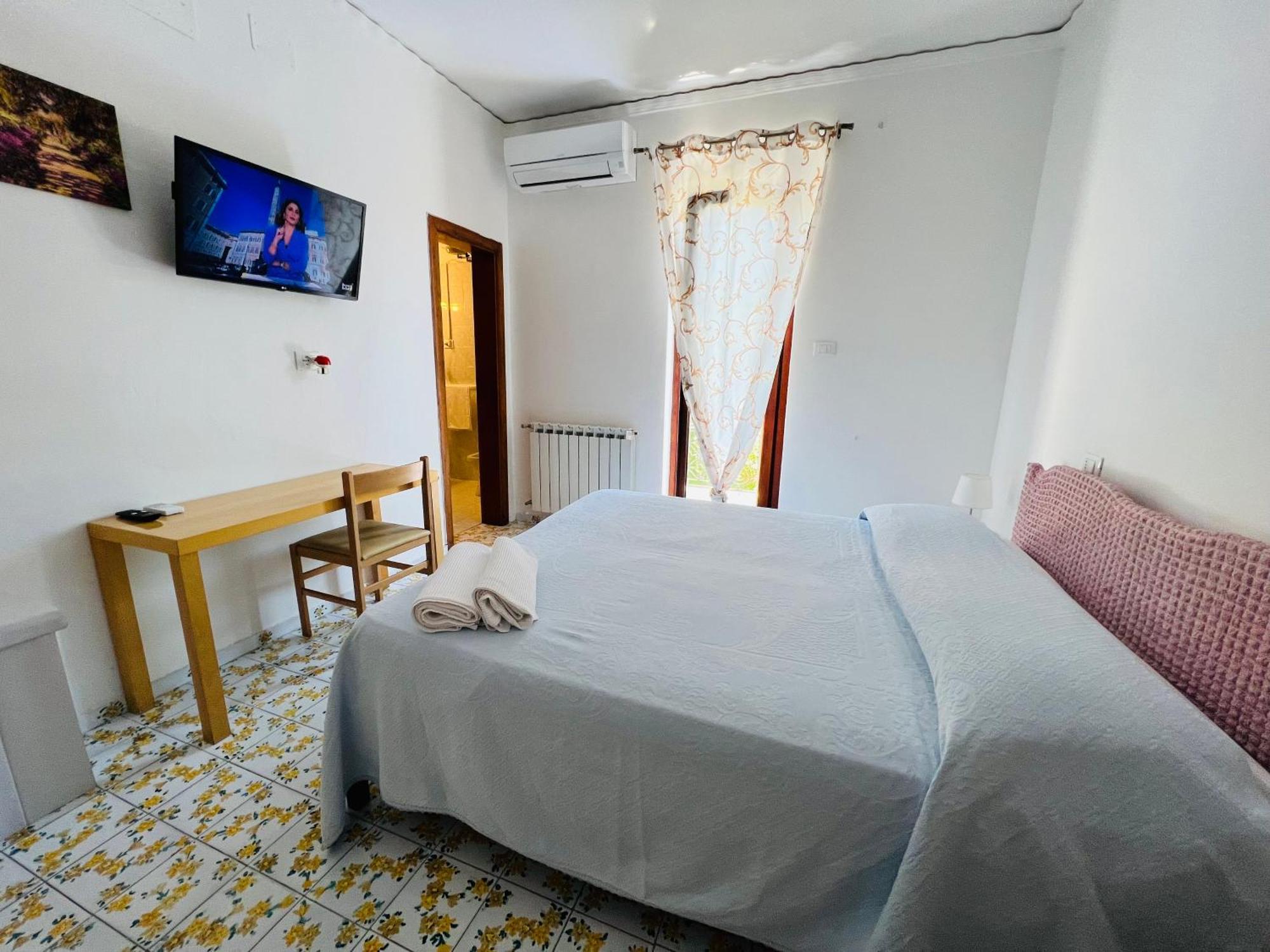 Villa Thomas Bb Conduzione Familiare Forio di Ischia エクステリア 写真