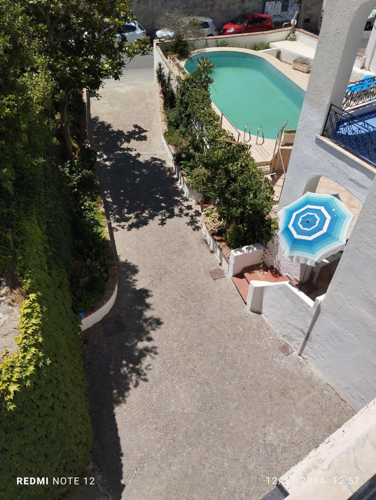 Villa Thomas Bb Conduzione Familiare Forio di Ischia エクステリア 写真