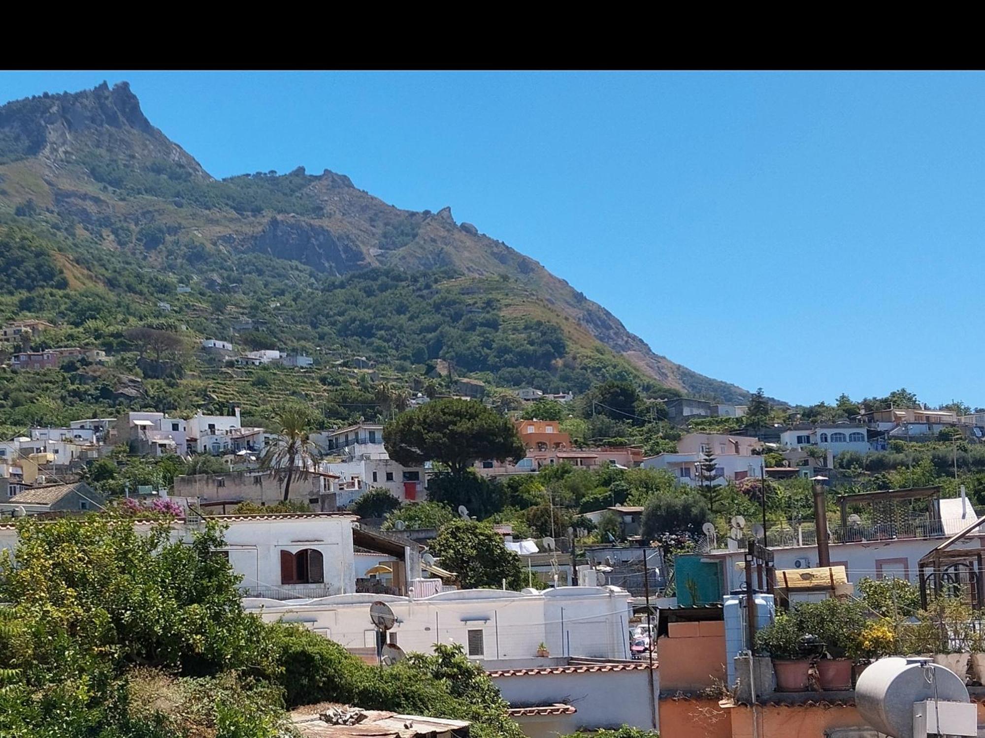 Villa Thomas Bb Conduzione Familiare Forio di Ischia エクステリア 写真