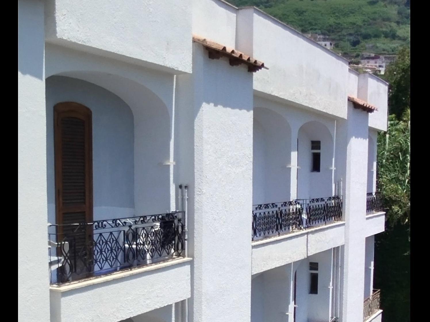 Villa Thomas Bb Conduzione Familiare Forio di Ischia エクステリア 写真